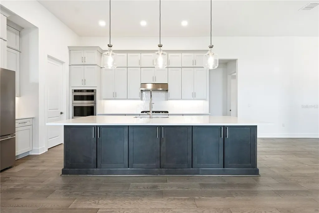 17547 Palmiste Drive Bradenton FL 34202