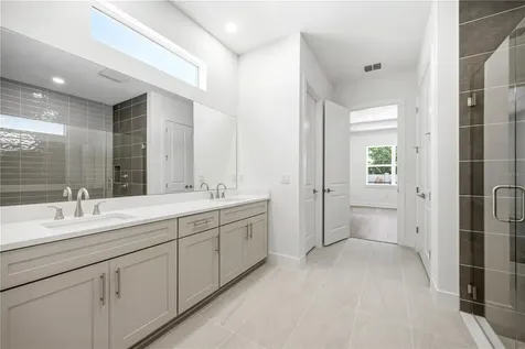 17547 Palmiste Drive Bradenton FL 34202