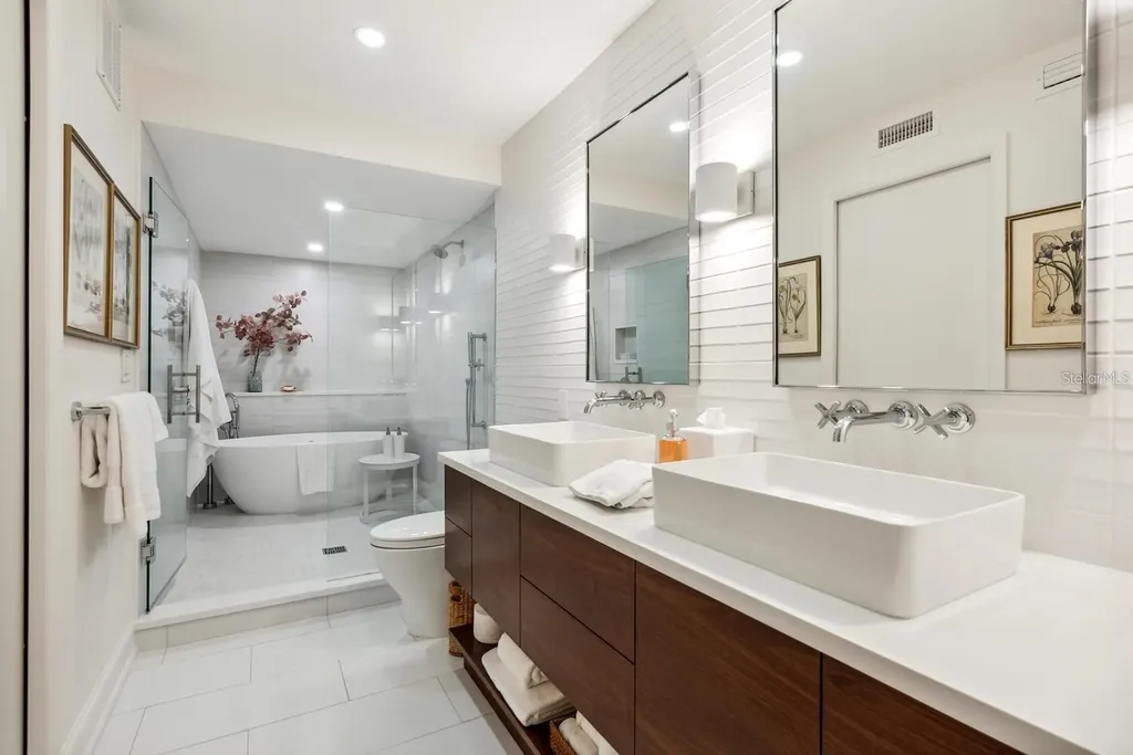 840 Bayport Way Longboat Key FL 34228