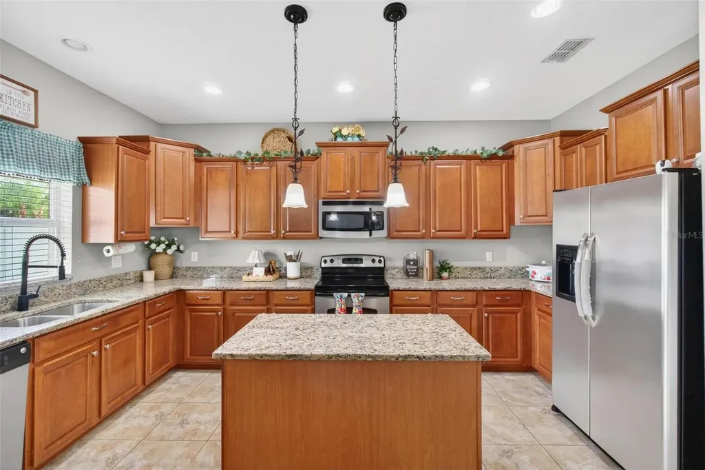 18021 Atherstone Trail Land O Lakes FL 34638