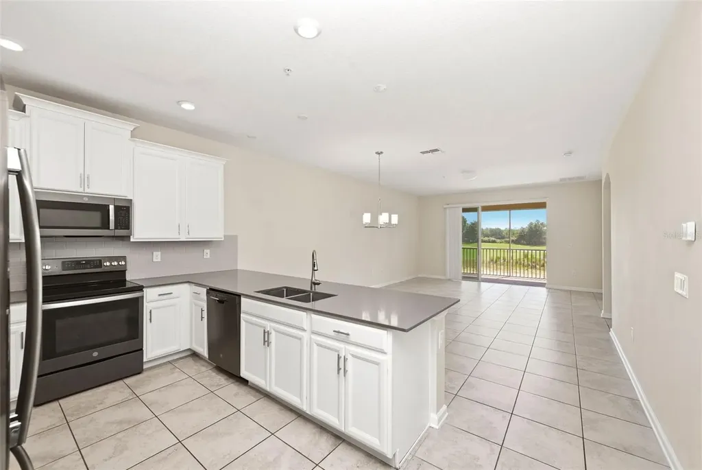 877 Ocean Course Avenue Davenport FL 33896