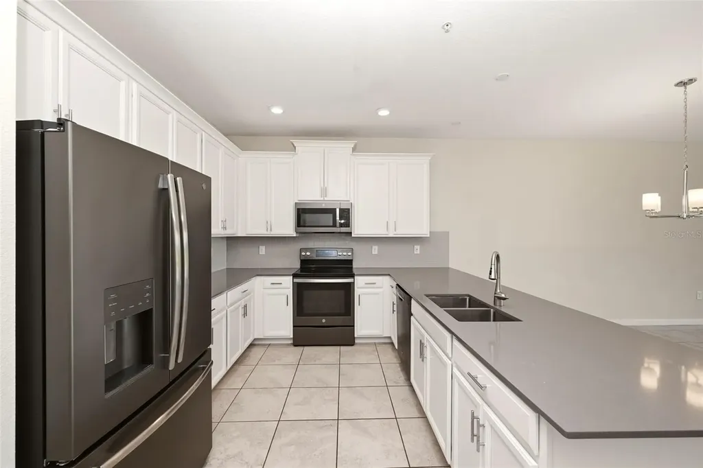 877 Ocean Course Avenue Davenport FL 33896
