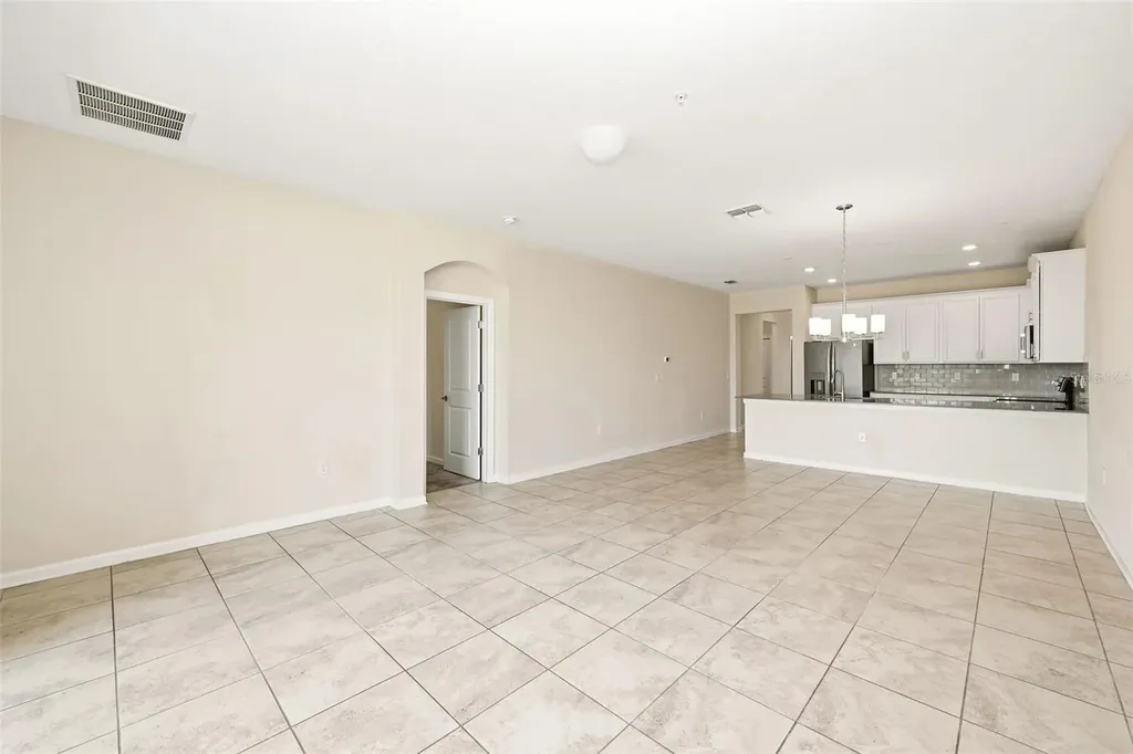 877 Ocean Course Avenue Davenport FL 33896