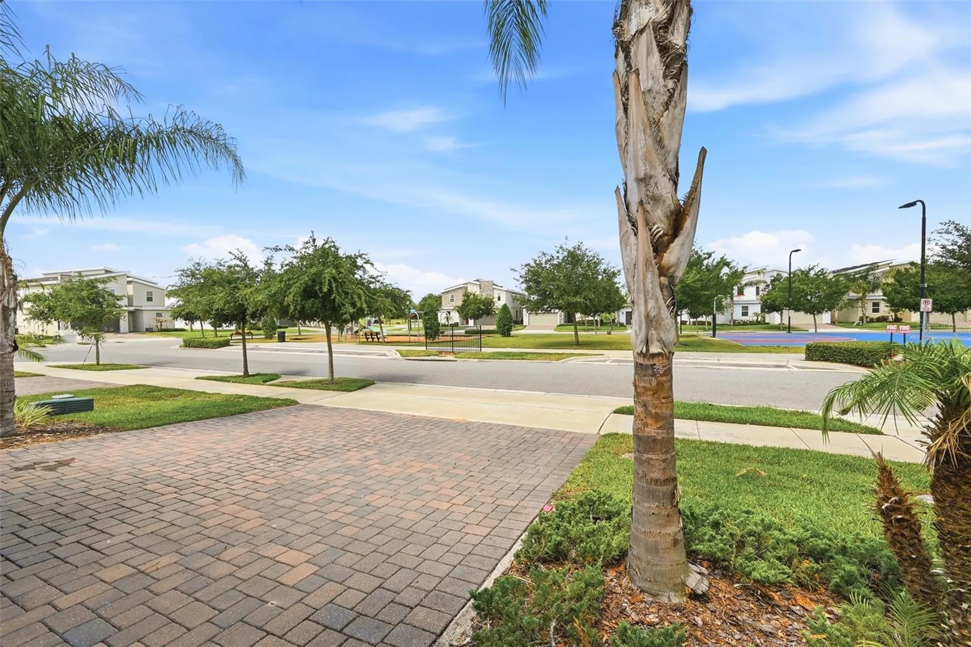 877 Ocean Course Avenue Davenport FL 33896