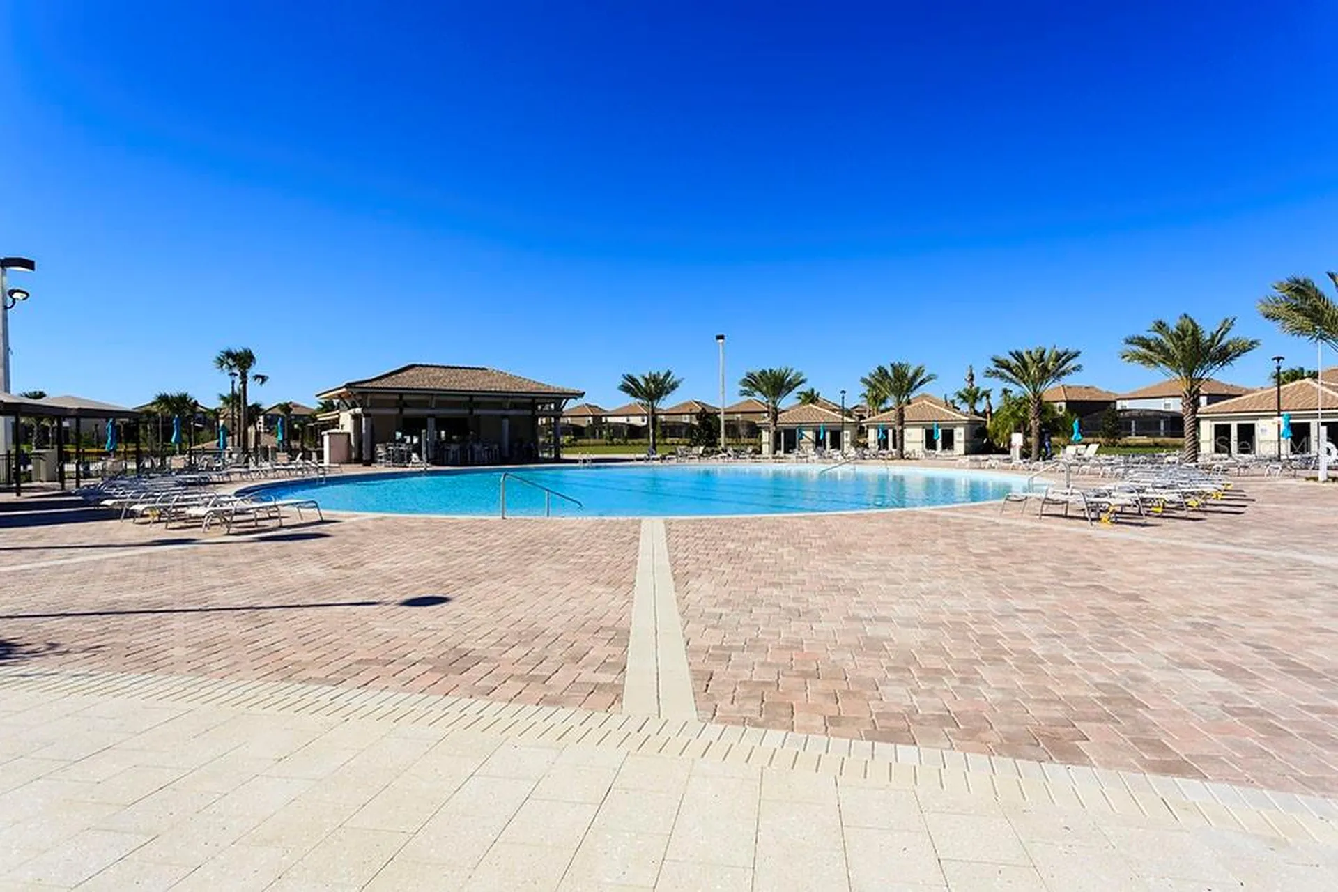 877 Ocean Course Avenue Davenport FL 33896