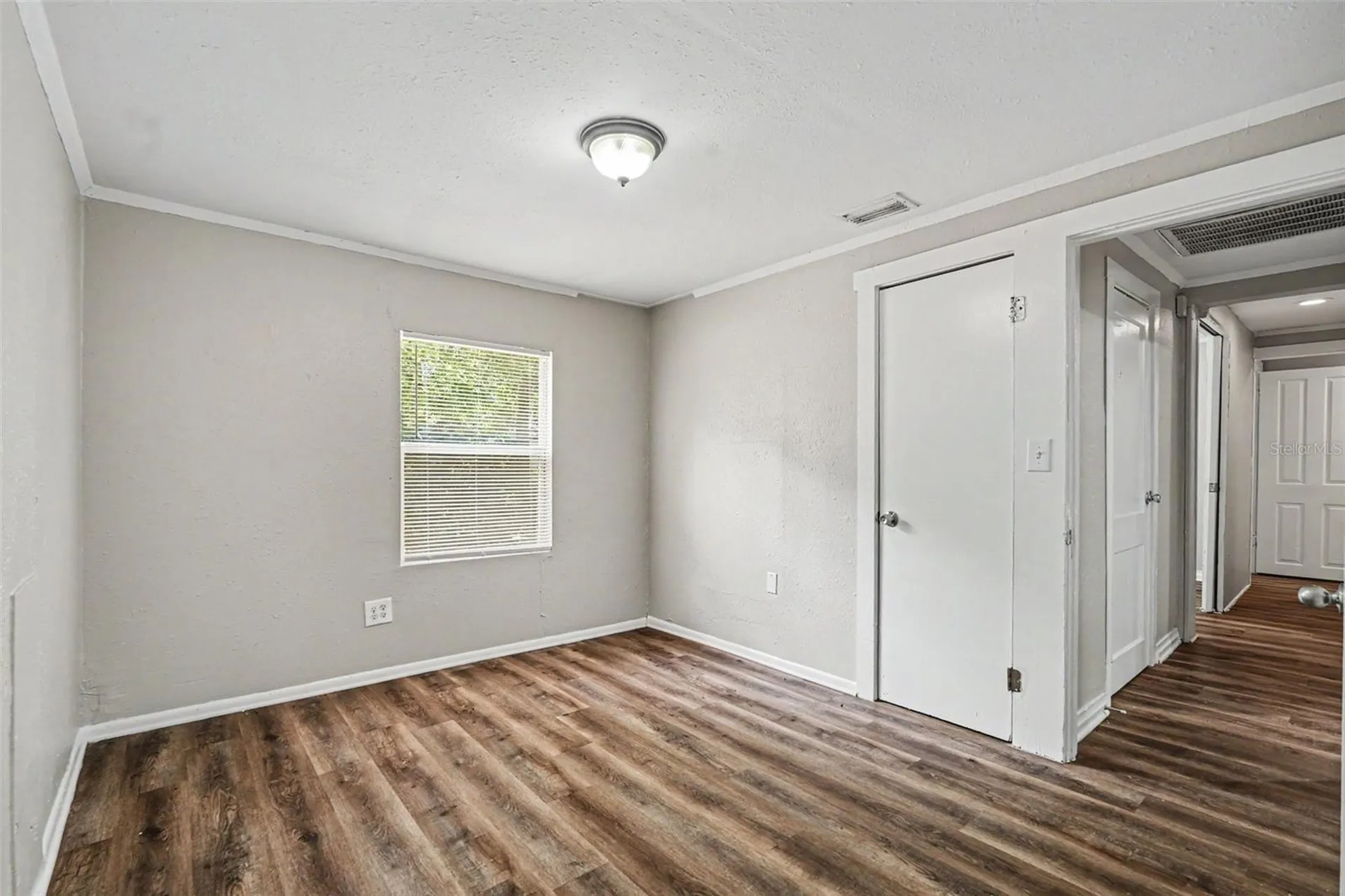 828 E 145th Avenue Tampa FL 33613