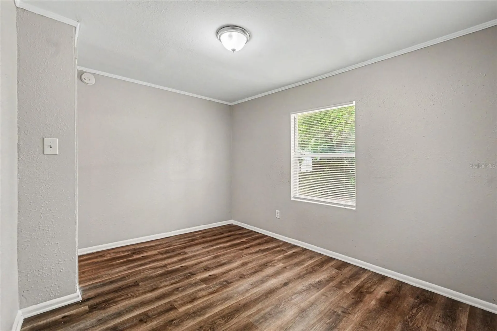 828 E 145th Avenue Tampa FL 33613