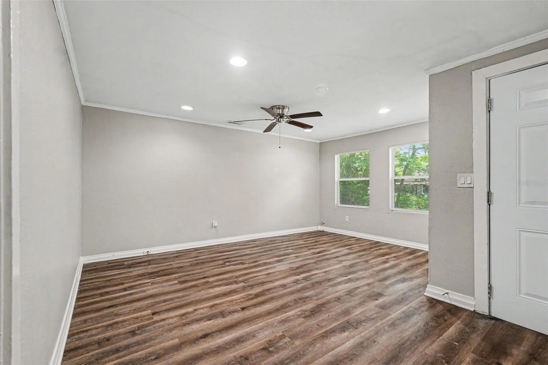 828 E 145th Avenue Tampa FL 33613