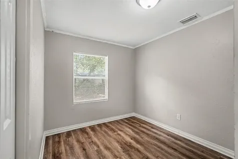 828 E 145th Avenue Tampa FL 33613