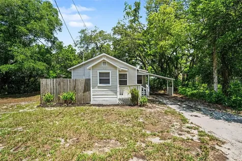 828 E 145th Avenue Tampa FL 33613