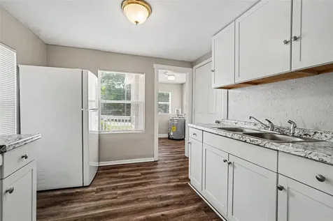 828 E 145th Avenue Tampa FL 33613