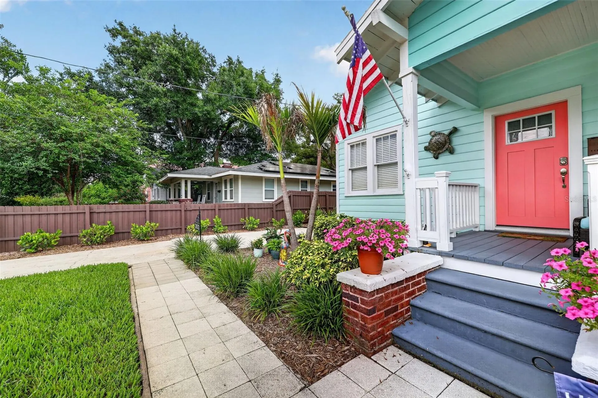 303 E North Street Tampa FL 33604