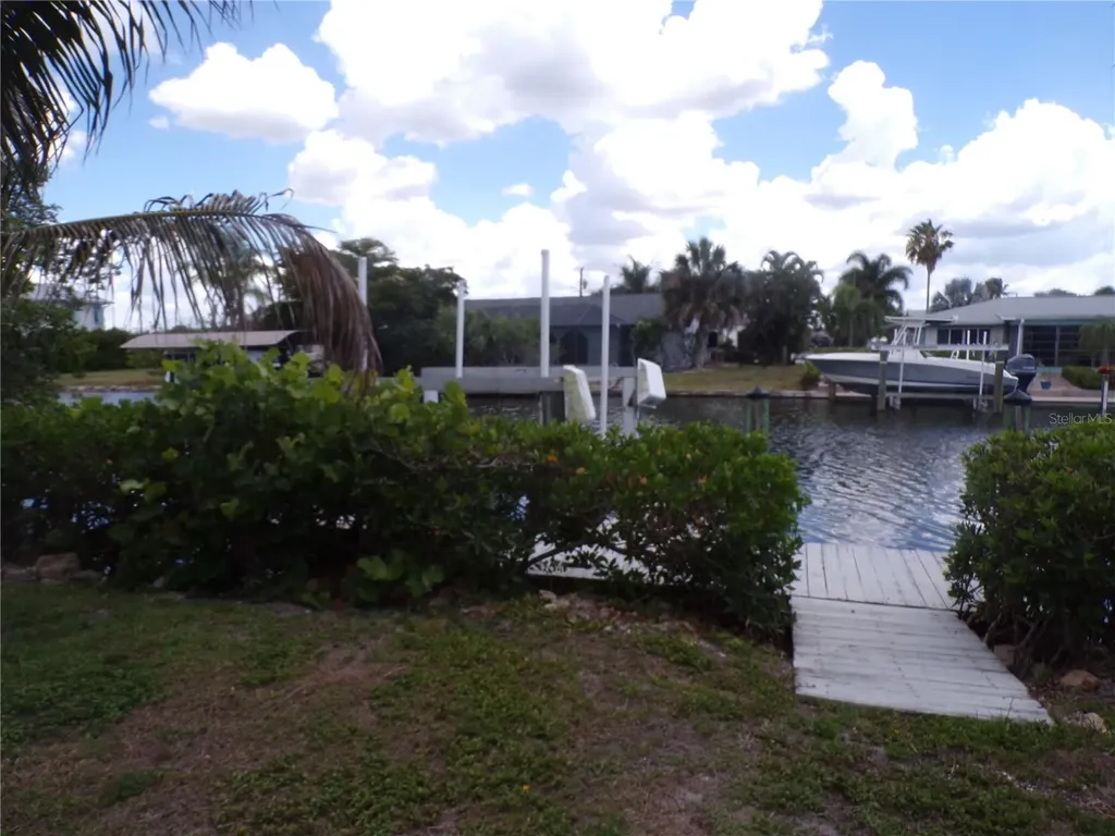 24279 Yacht Club Boulevard Punta Gorda FL 33955