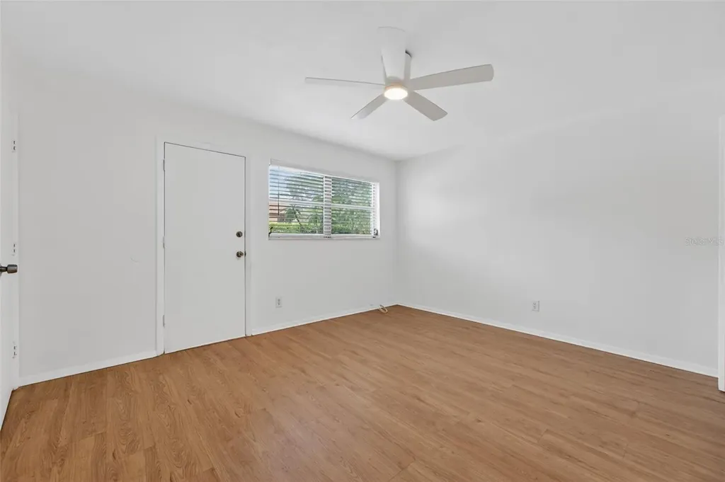 1221 Drew Street Clearwater FL 33755