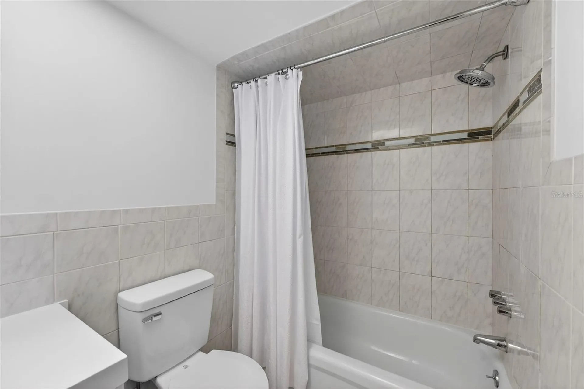 1221 Drew Street Clearwater FL 33755