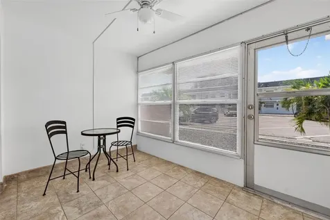 1221 Drew Street Clearwater FL 33755
