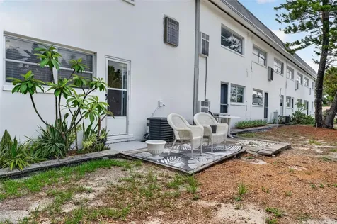 1221 Drew Street Clearwater FL 33755