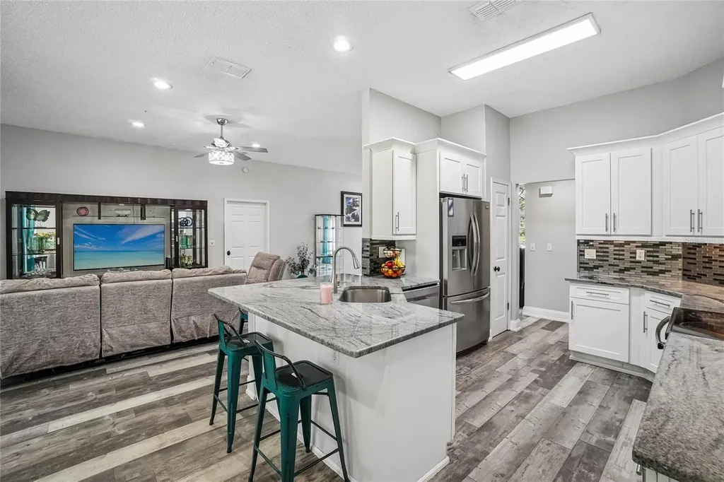 3319 Laurelwood Court Tarpon Springs FL 34688