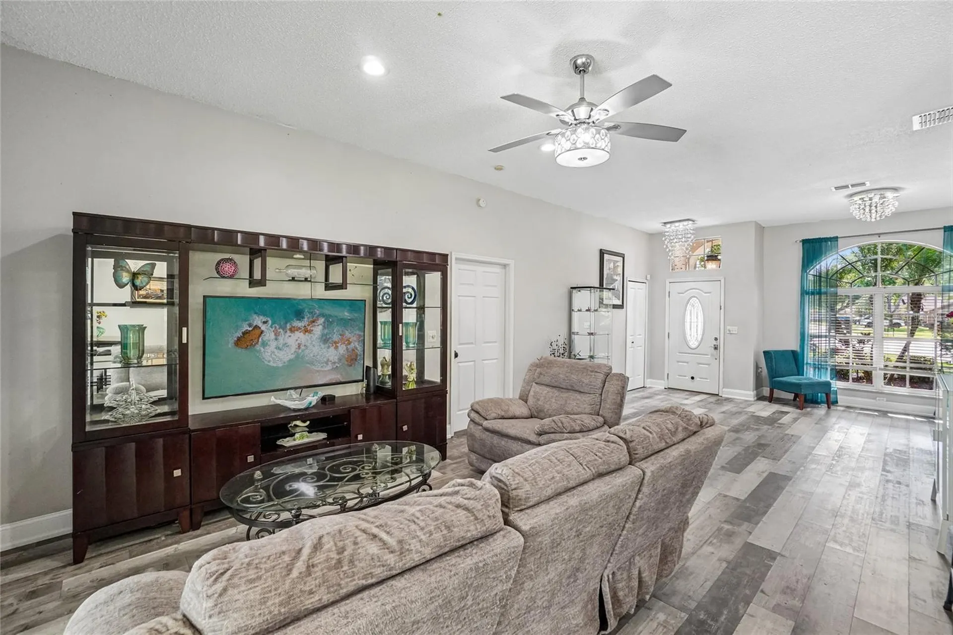 3319 Laurelwood Court Tarpon Springs FL 34688