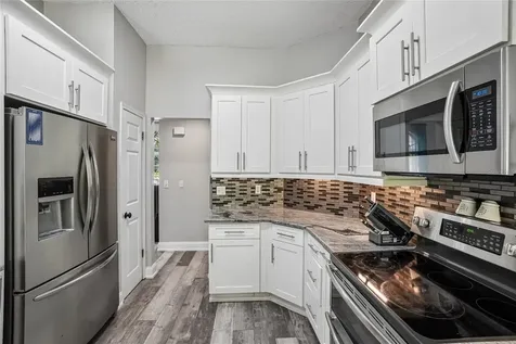 3319 Laurelwood Court Tarpon Springs FL 34688