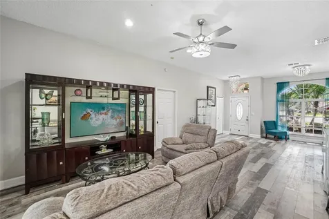 3319 Laurelwood Court Tarpon Springs FL 34688