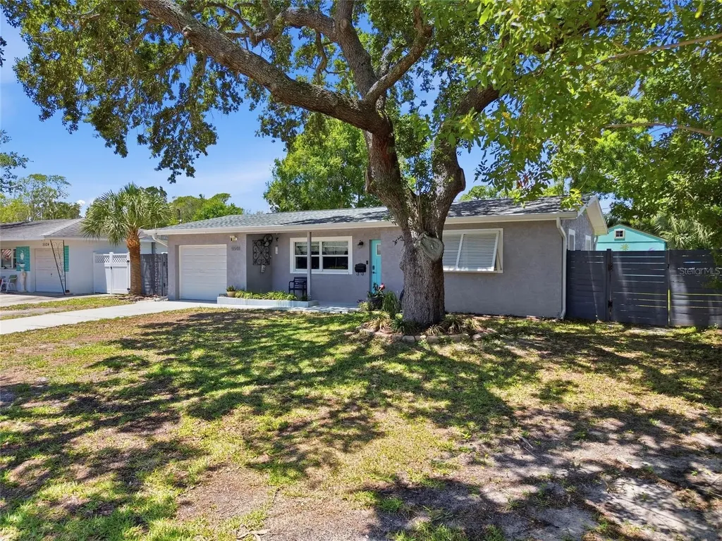 5548 Cedar Street NE St Petersburg FL 33703