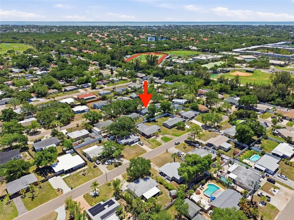 5548 Cedar Street NE St Petersburg FL 33703
