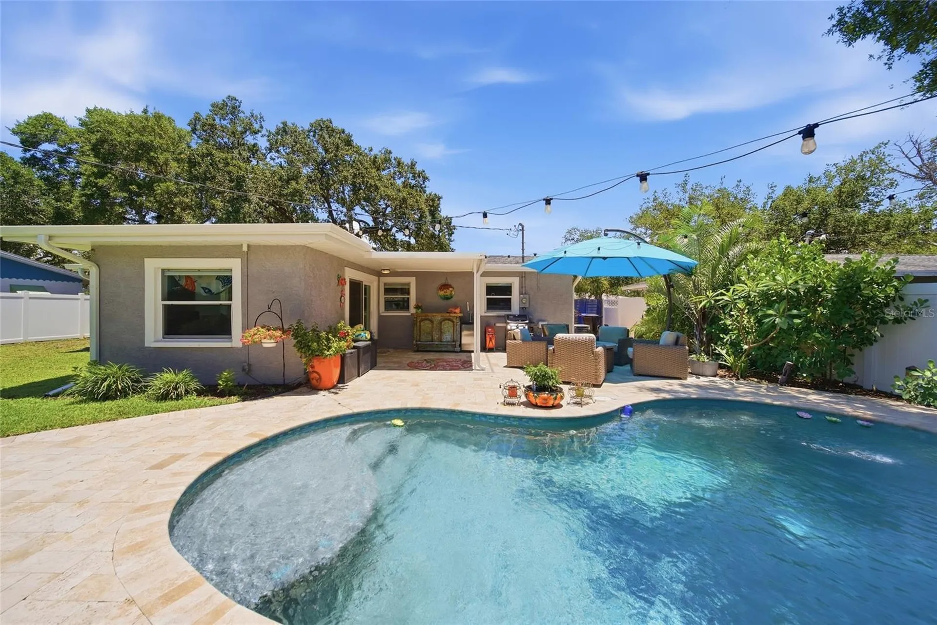 5548 Cedar Street NE St Petersburg FL 33703
