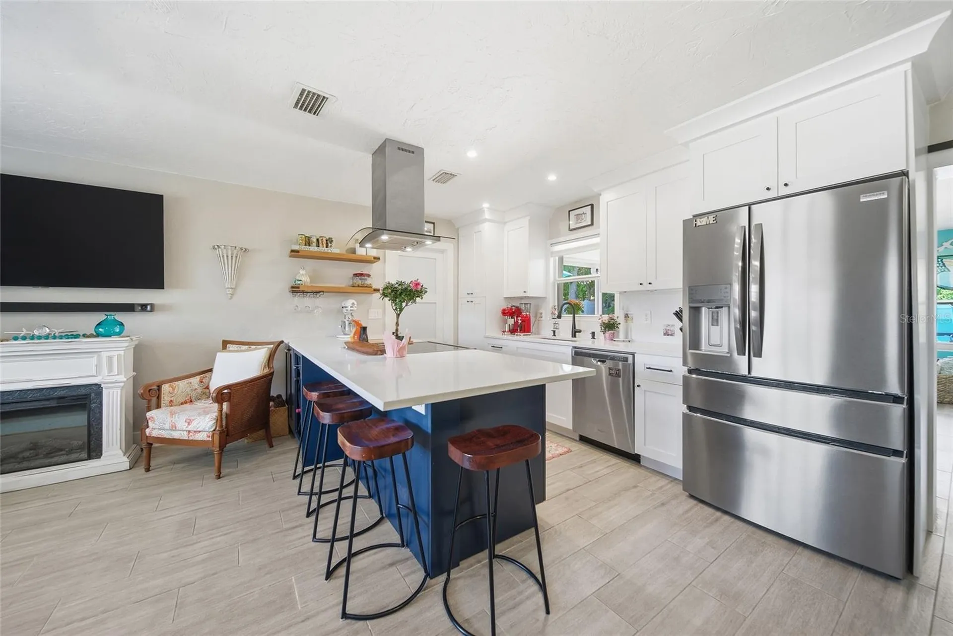 5548 Cedar Street NE St Petersburg FL 33703