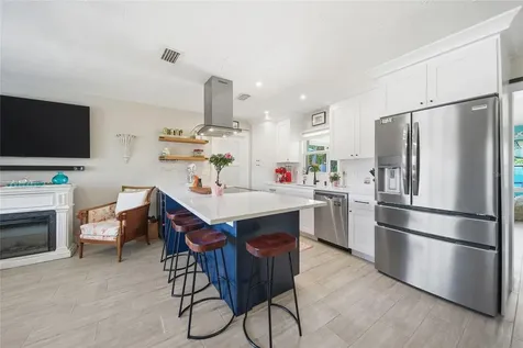 5548 Cedar Street NE St Petersburg FL 33703