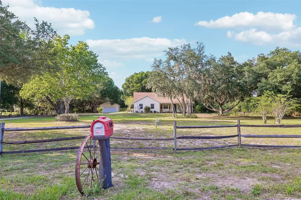 204 Jefferson Drive Lake Placid FL 33852