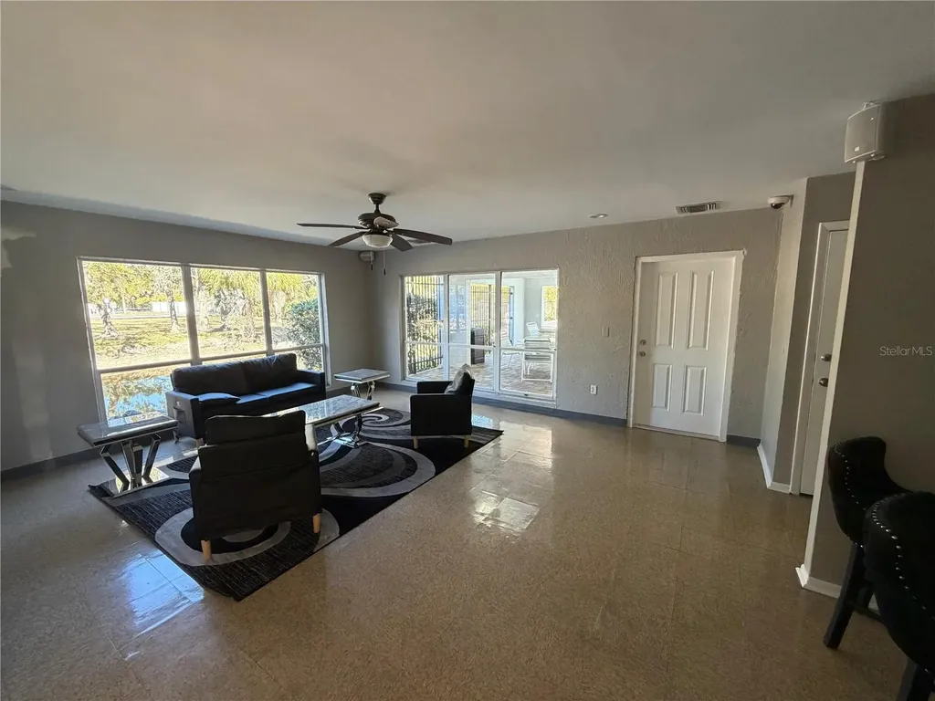 7177 E Bank Drive Tampa FL 33617