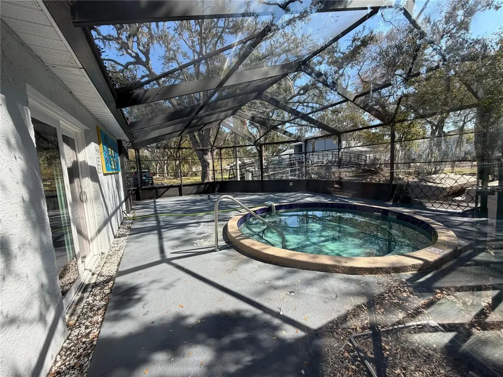 7177 E Bank Drive Tampa FL 33617