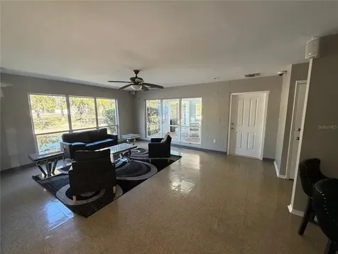 7177 E Bank Drive Tampa FL 33617