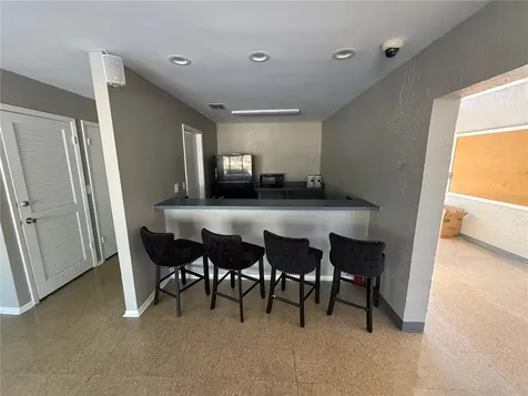 7177 E Bank Drive Tampa FL 33617