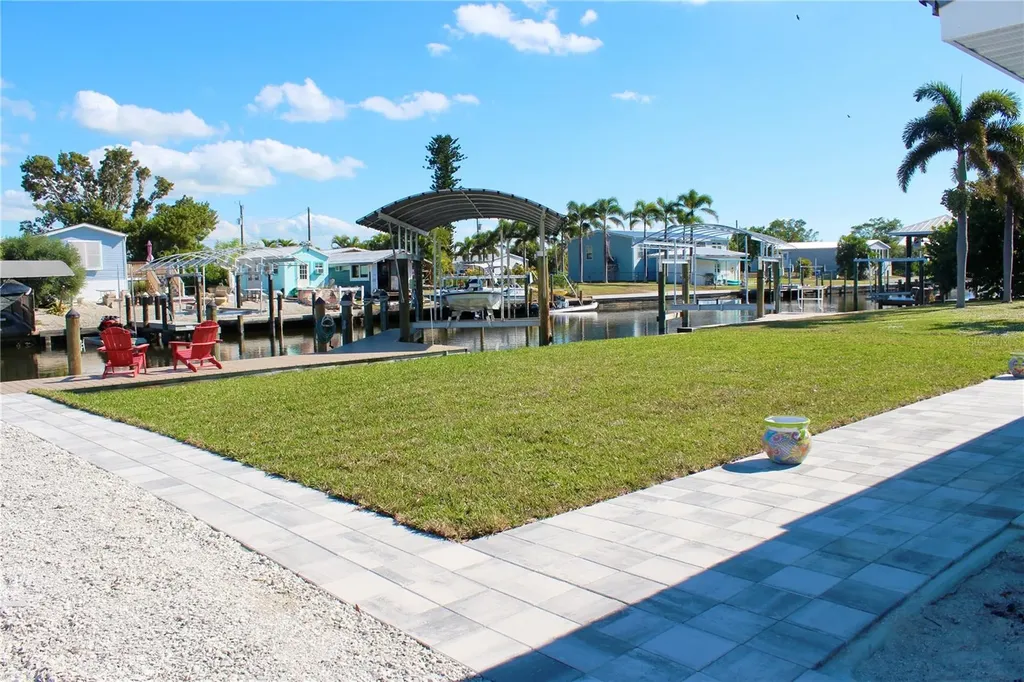 2744 Sanderling Court St James City FL 33956