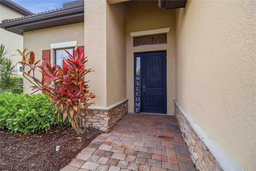 1090 Bradberry Drive Nokomis FL 34275