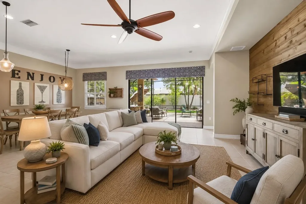1090 Bradberry Drive Nokomis FL 34275