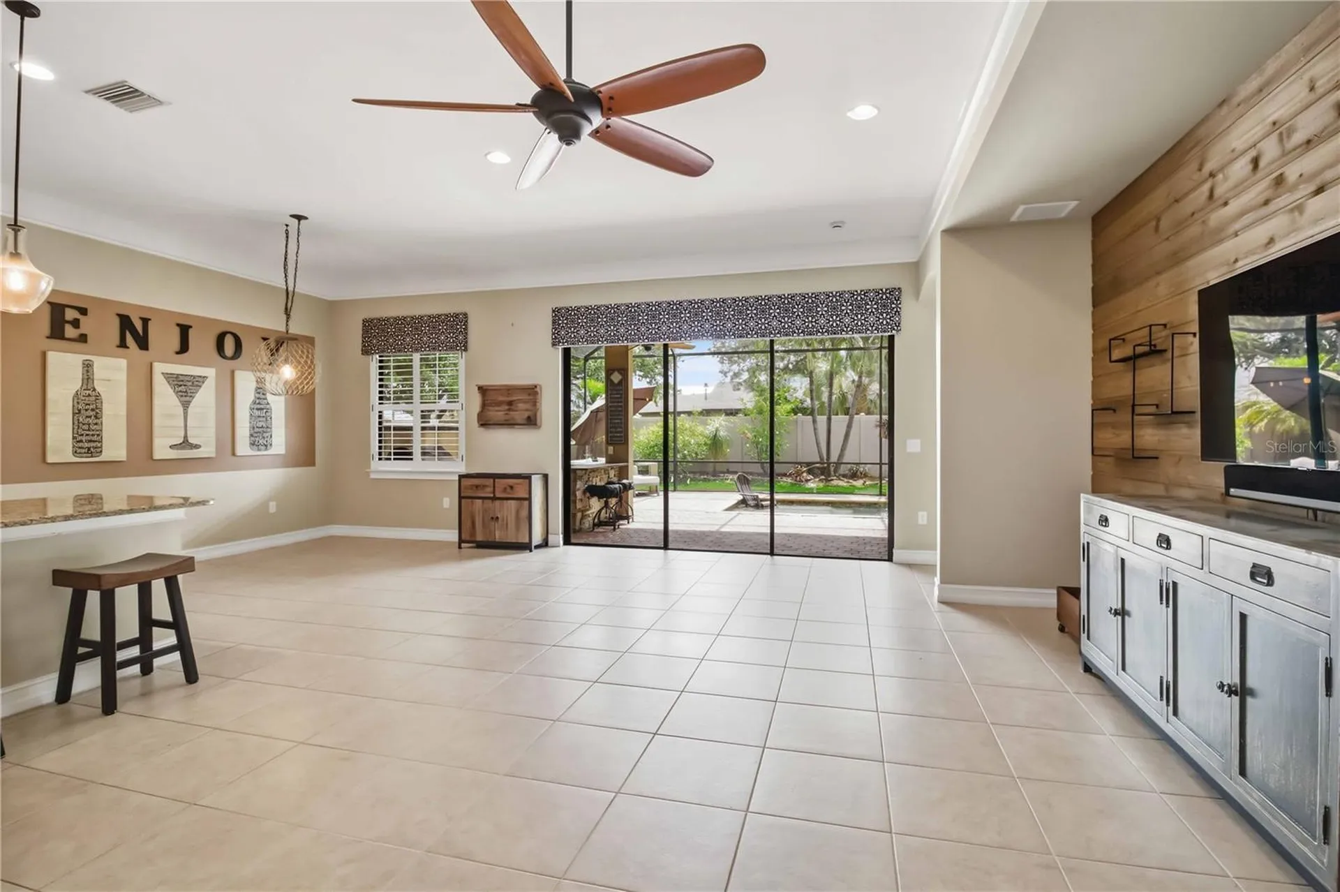 1090 Bradberry Drive Nokomis FL 34275