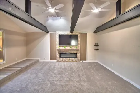 208 Center Street Auburndale FL 33823
