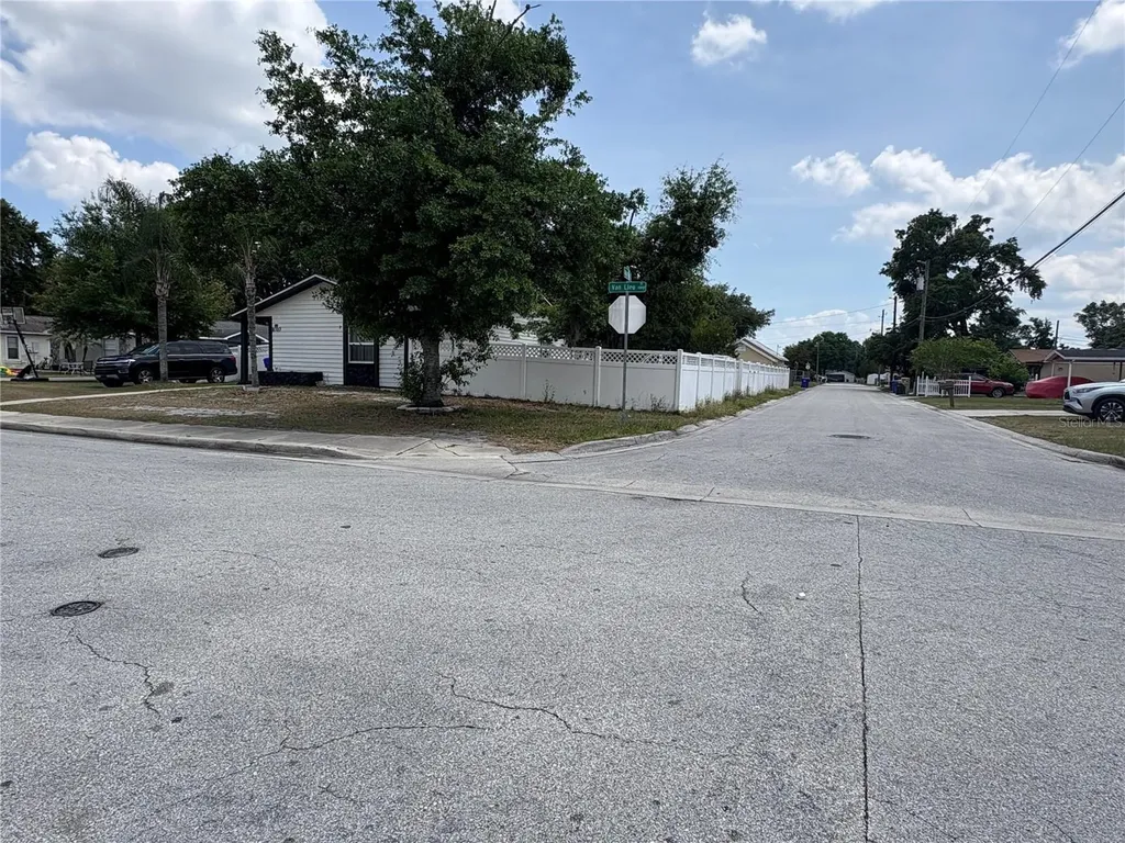 1010 Van Lieu Street Kissimmee FL 34744