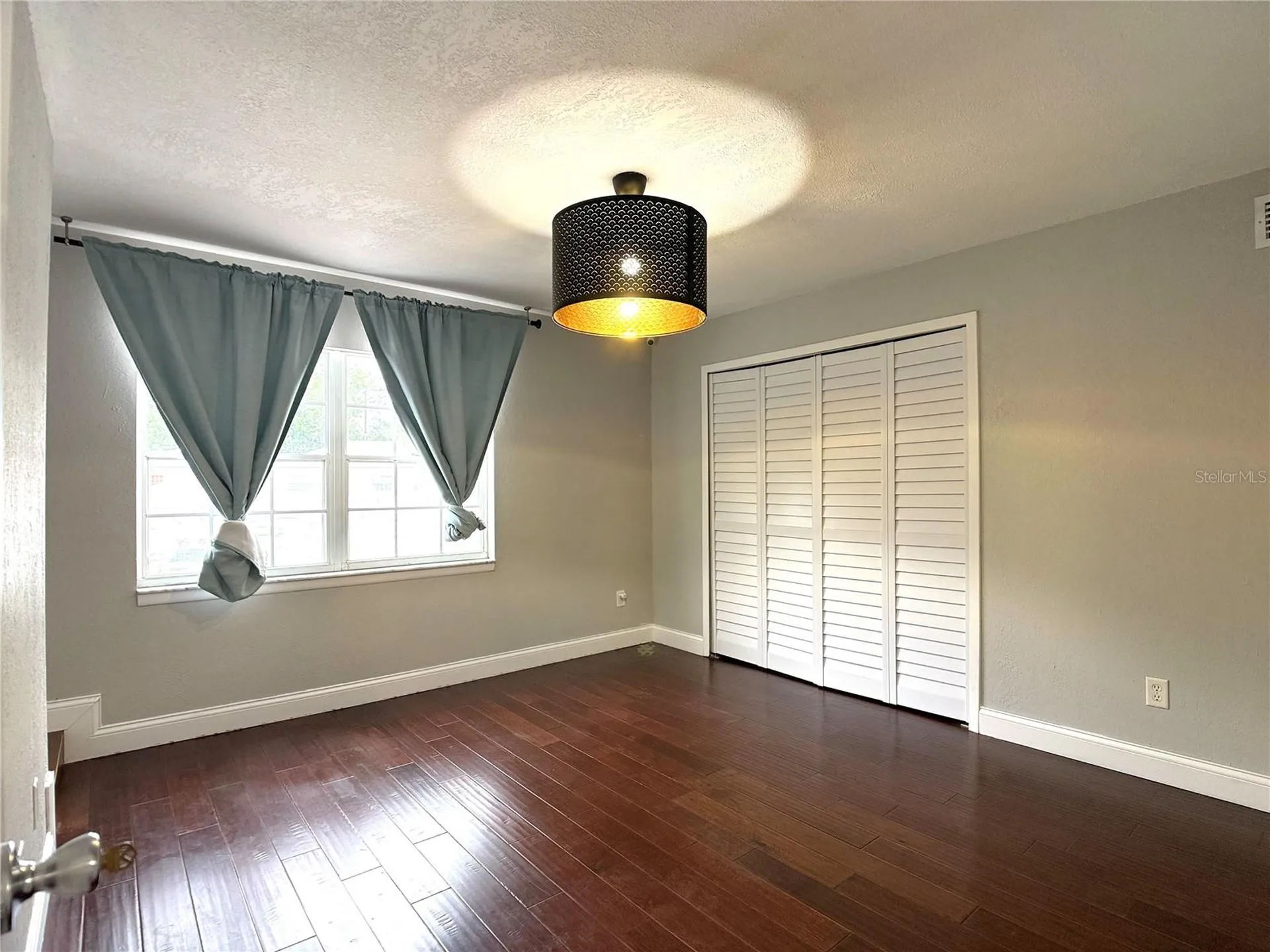 4815 Walden Circle Orlando FL 32811