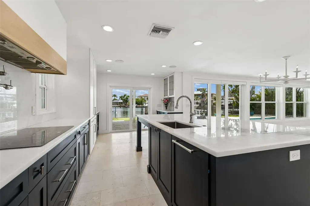 1907 Arrowhead Drive NE St Petersburg FL 33703
