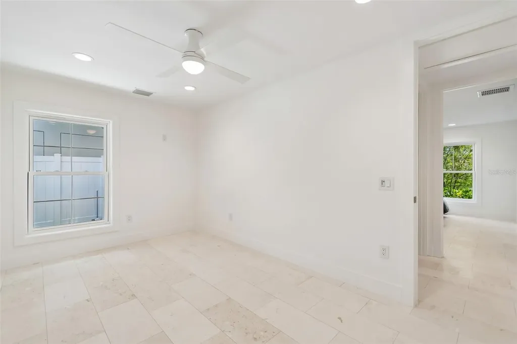 1907 Arrowhead Drive NE St Petersburg FL 33703