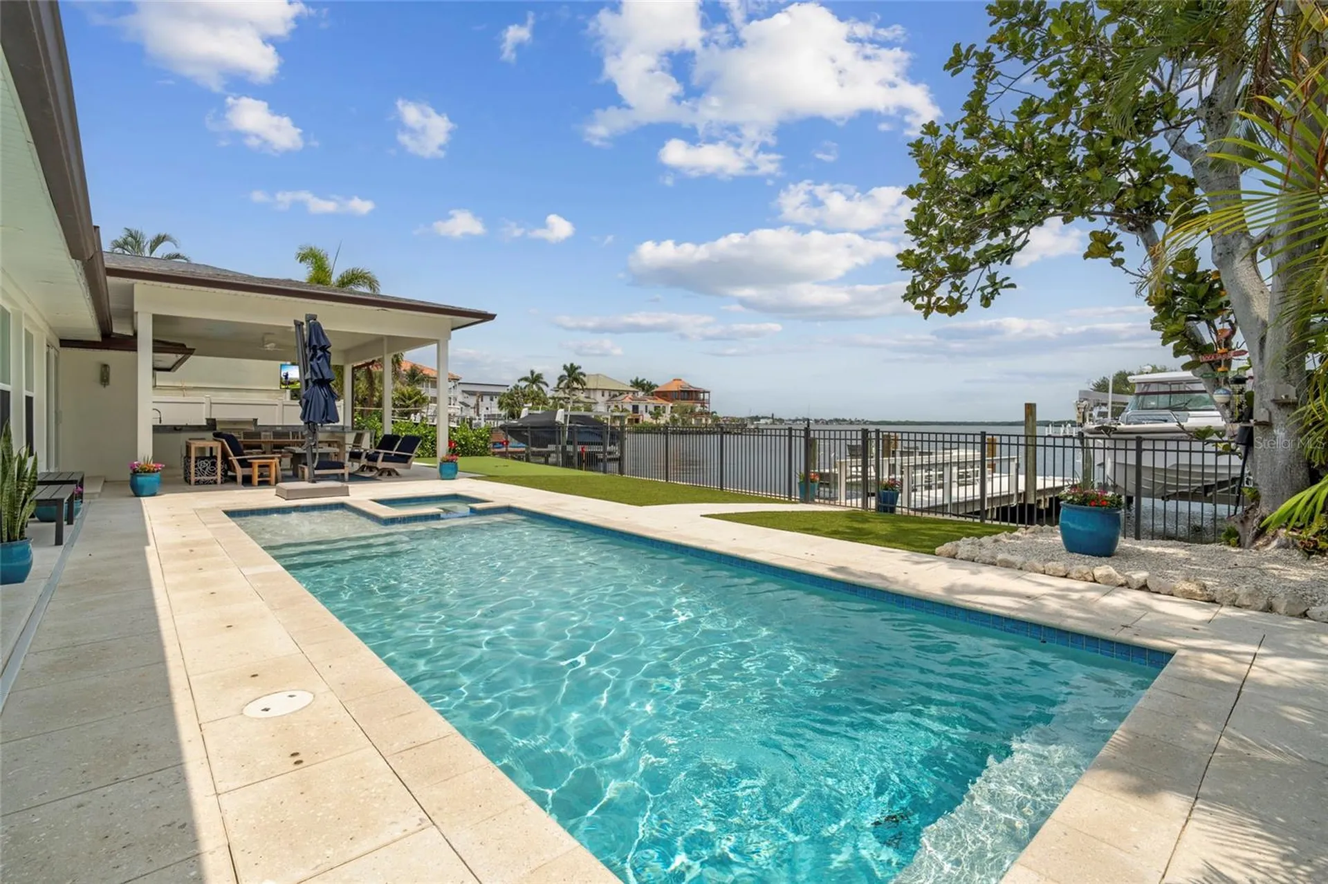 1907 Arrowhead Drive NE St Petersburg FL 33703