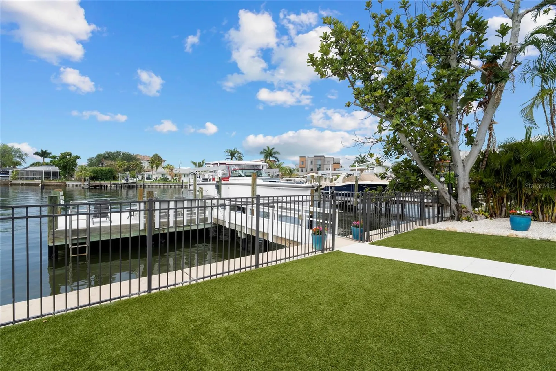 1907 Arrowhead Drive NE St Petersburg FL 33703