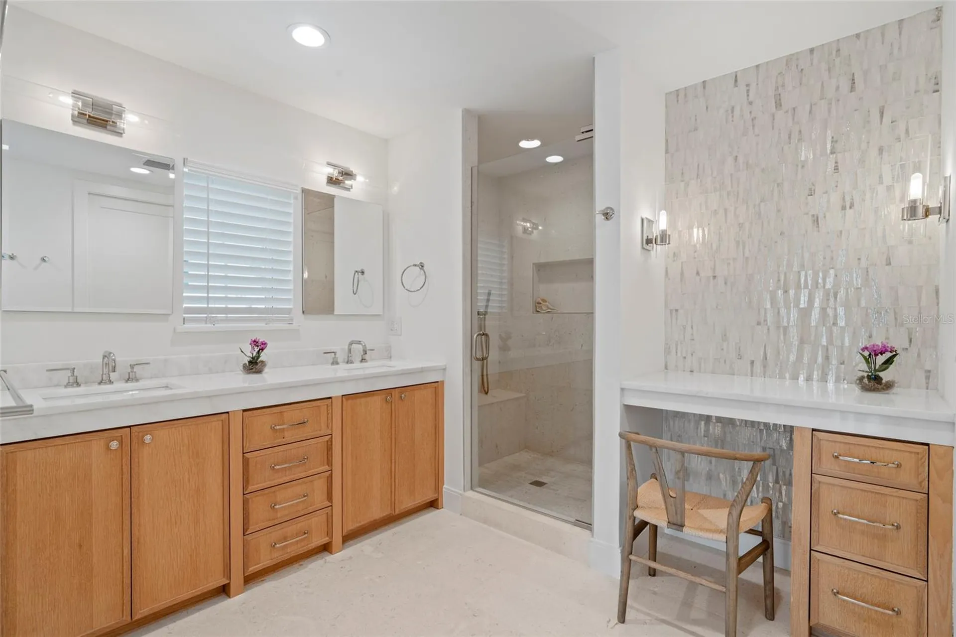 1907 Arrowhead Drive NE St Petersburg FL 33703