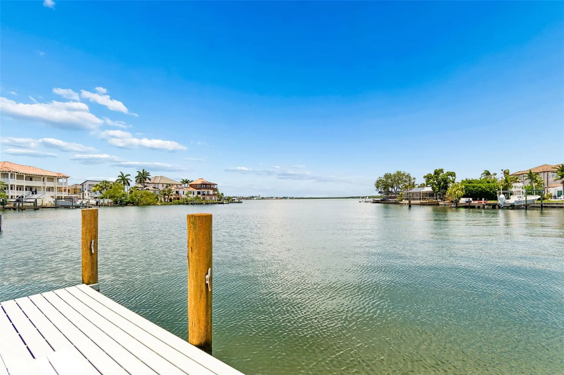 1907 Arrowhead Drive NE St Petersburg FL 33703