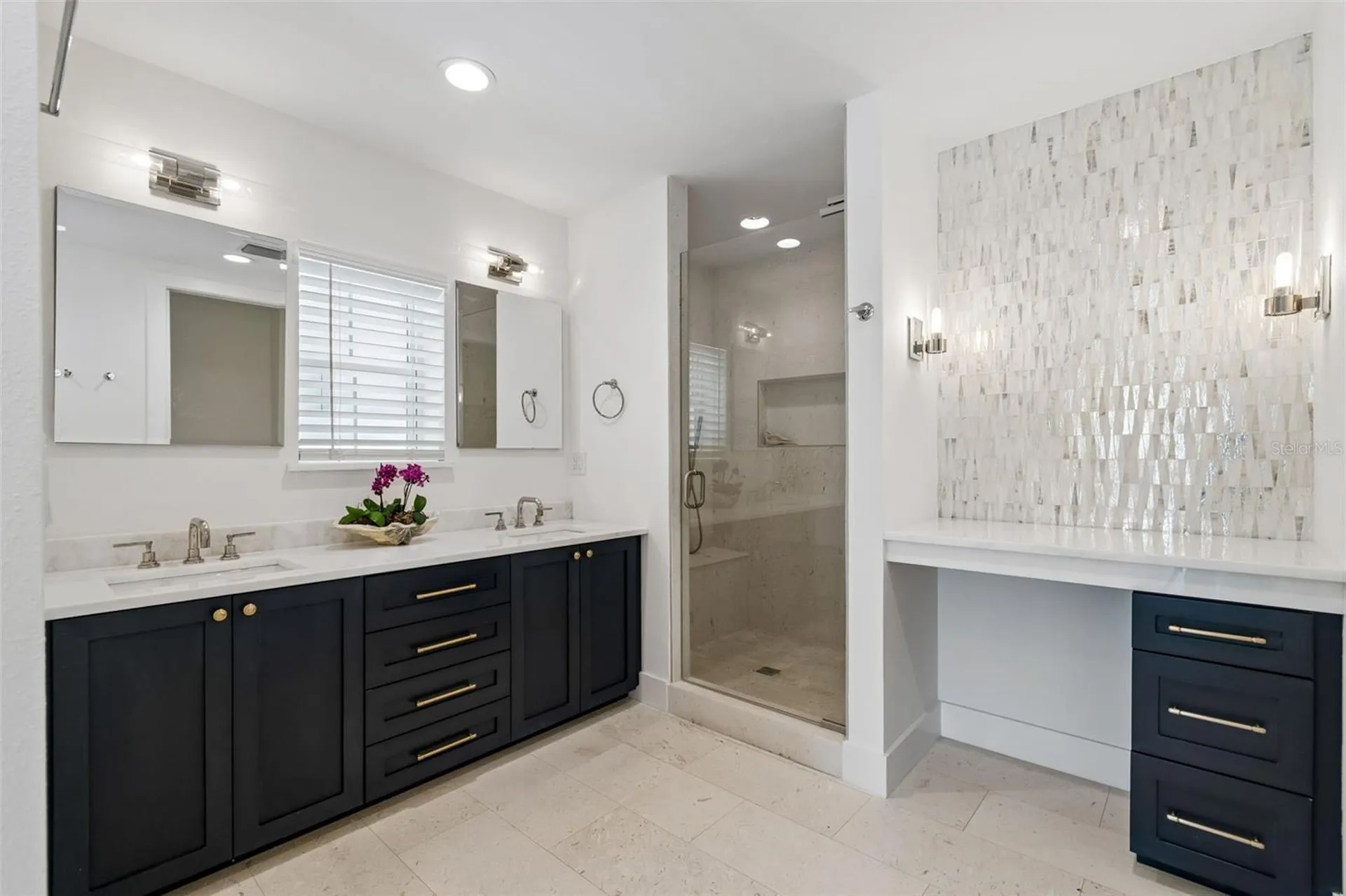 1907 Arrowhead Drive NE St Petersburg FL 33703