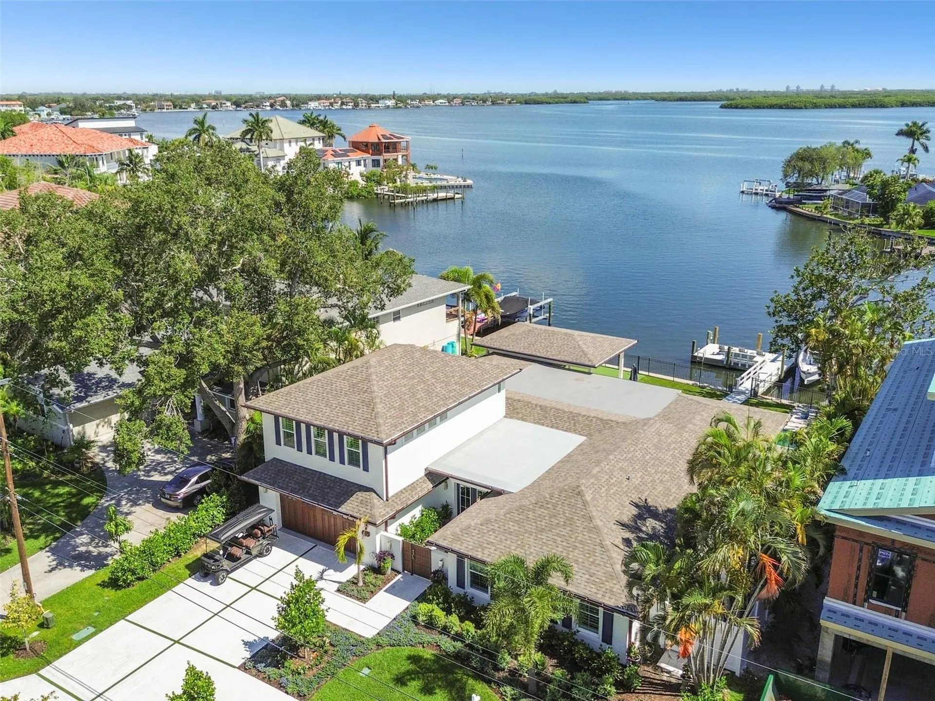 1907 Arrowhead Drive NE St Petersburg FL 33703